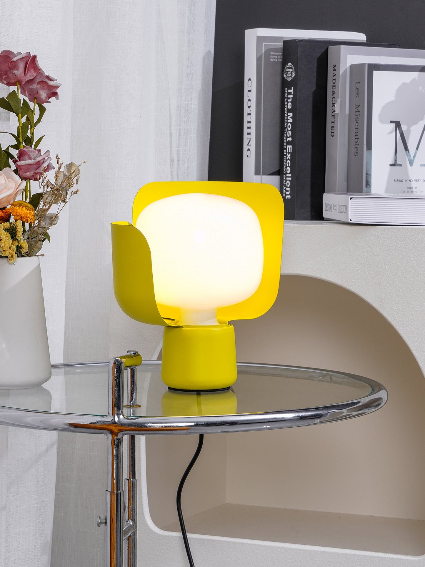 Petals Glass Table Lamp | Adjustable Light Intensity | Multiple Colors