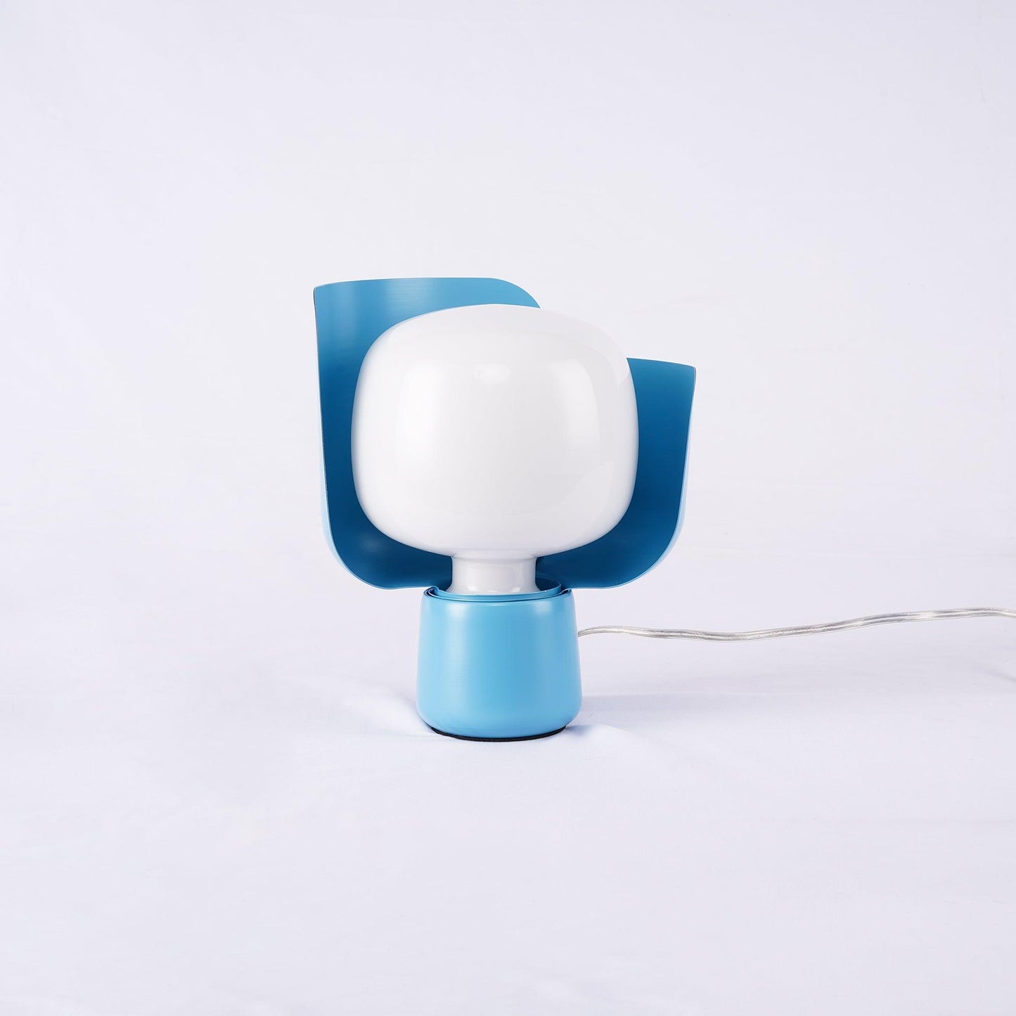 Petals Glass Table Lamp | Adjustable Light Intensity | Multiple Colors