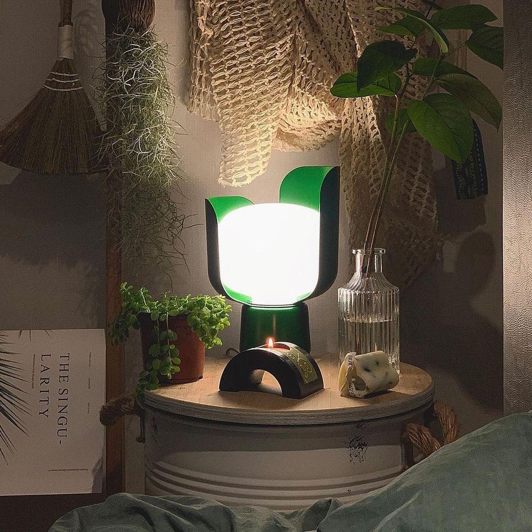 Petals Glass Table Lamp | Adjustable Light Intensity | Multiple Colors