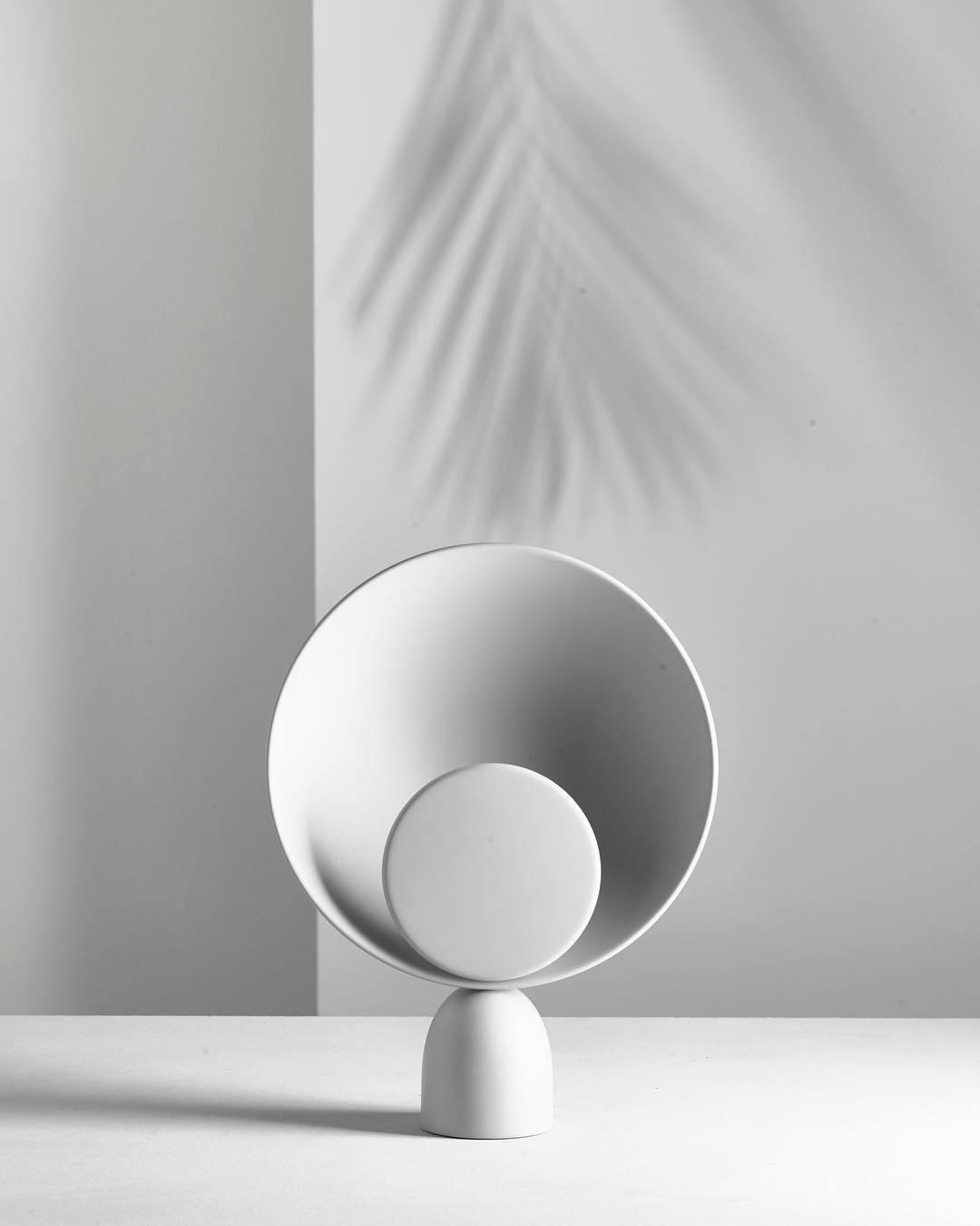 Table Lamp | Aluminum & LED | Gray and Pink