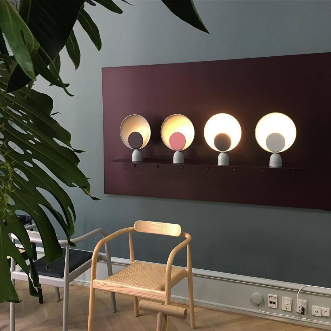 Table Lamp | Aluminum & LED | Gray and Pink