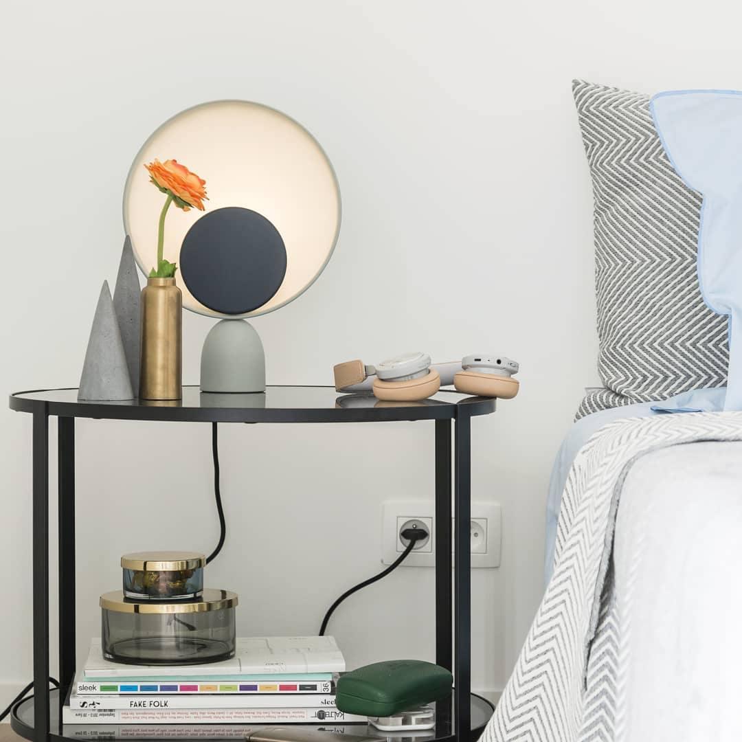 Table Lamp | Aluminum & LED | Gray and Pink