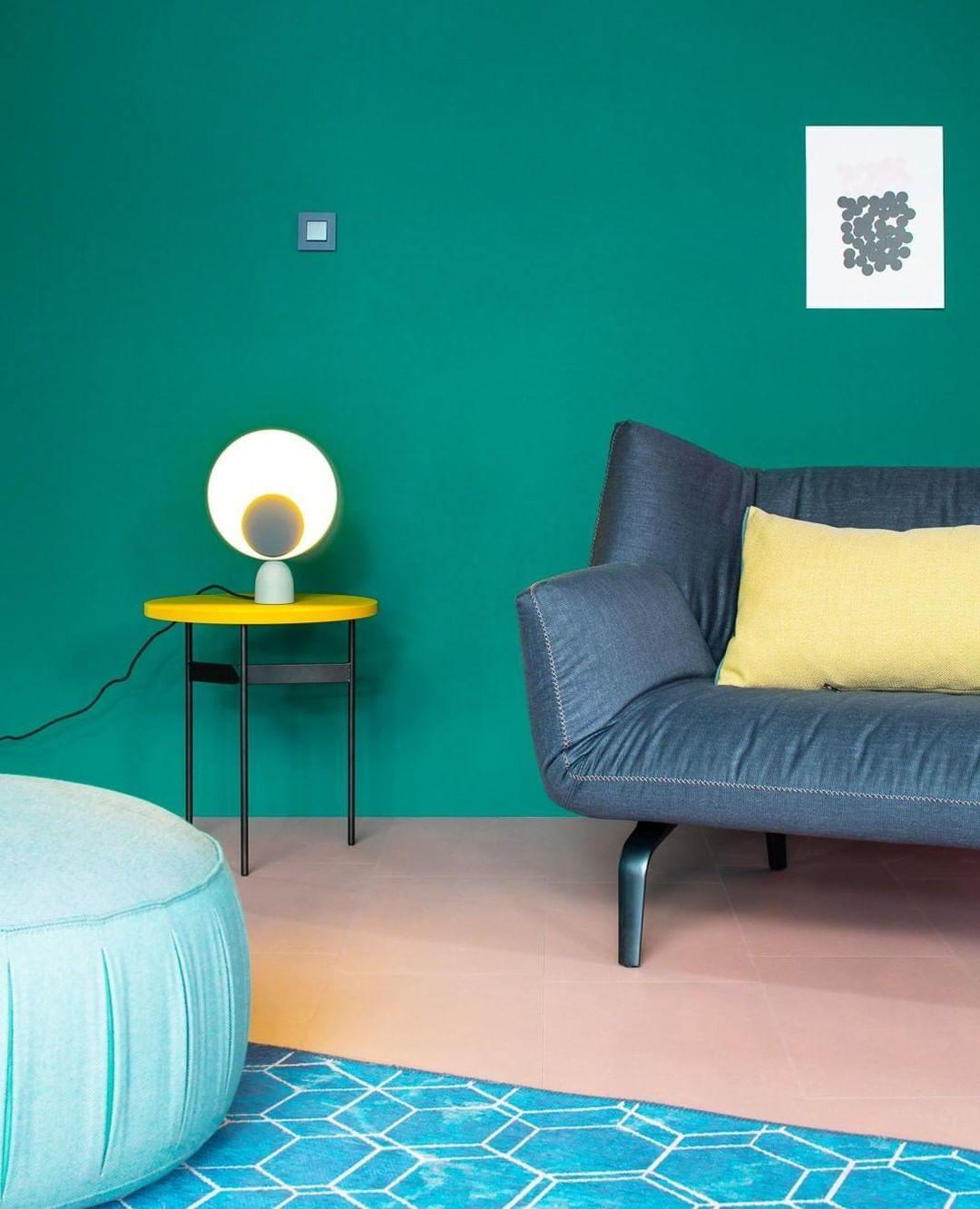 Table Lamp | Aluminum & LED | Gray and Pink