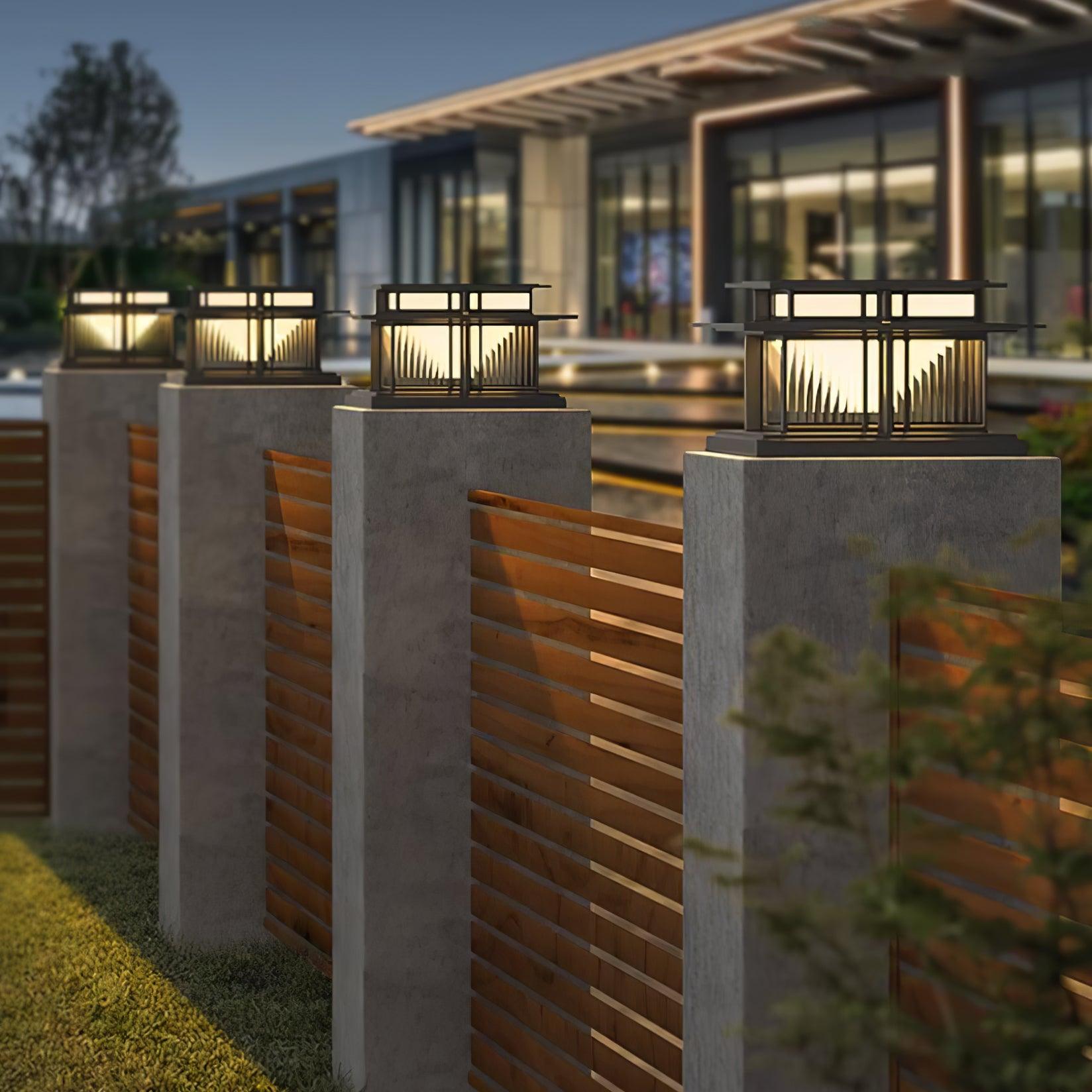 Boilyn Outdoor Pillar Light | IP65 Waterproof | Black & White Finish