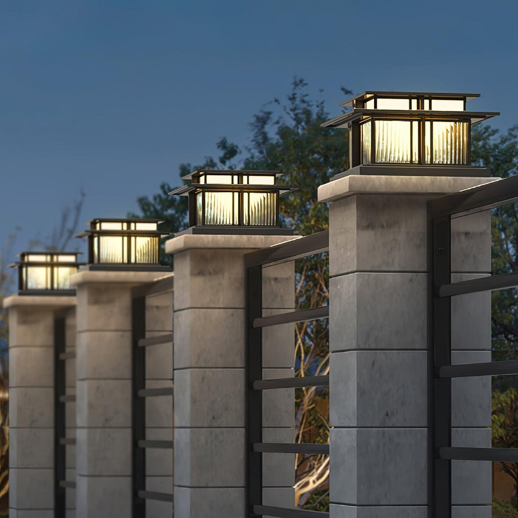 Boilyn Solar Outdoor Pillar Light | IP65 Waterproof | Remote Control | Black & White