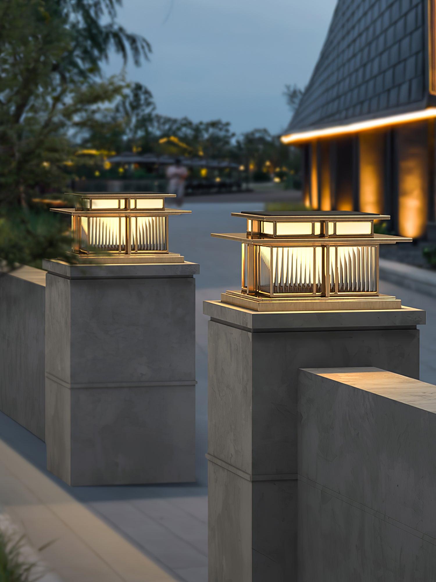 Boilyn Outdoor Pillar Light | IP65 Waterproof | Black & White Finish