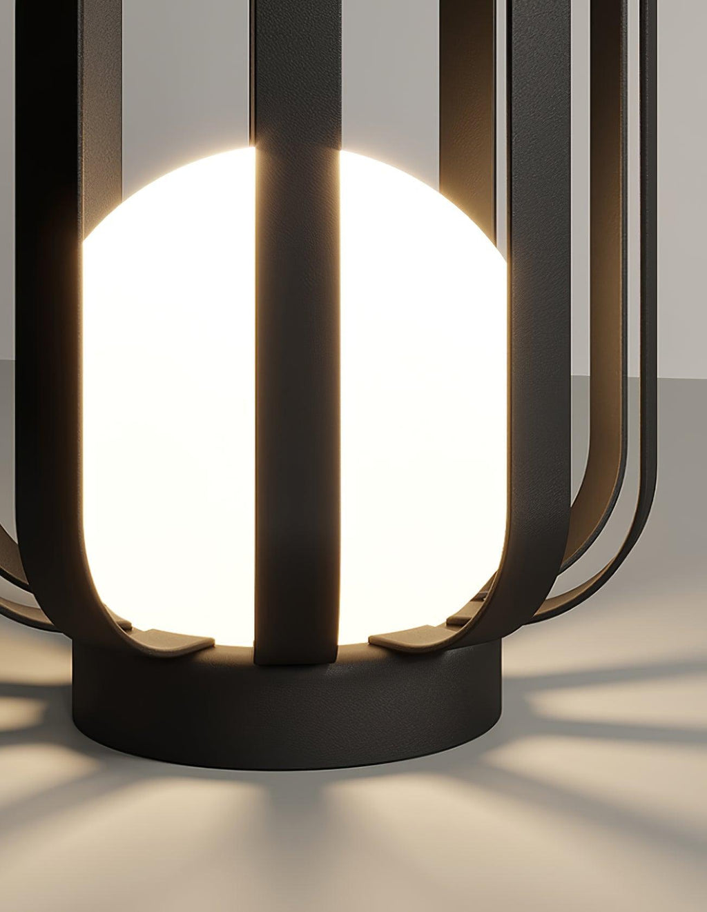 Bols Garden Solar Outdoor Lamp | Acrylic Lampshade | Black