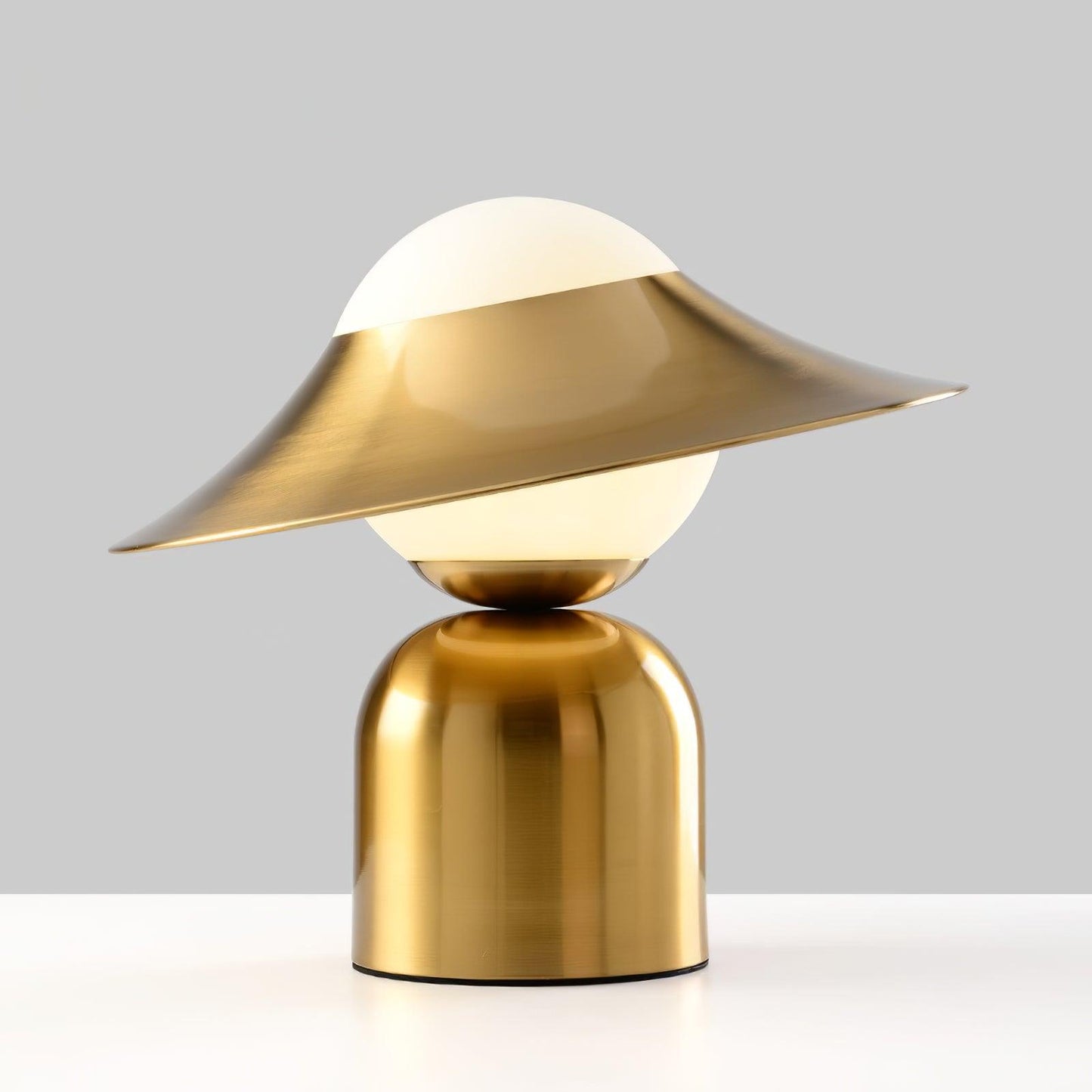Bonbon Disc Table Lamp | Metal, Iron, Glass | Gold, White