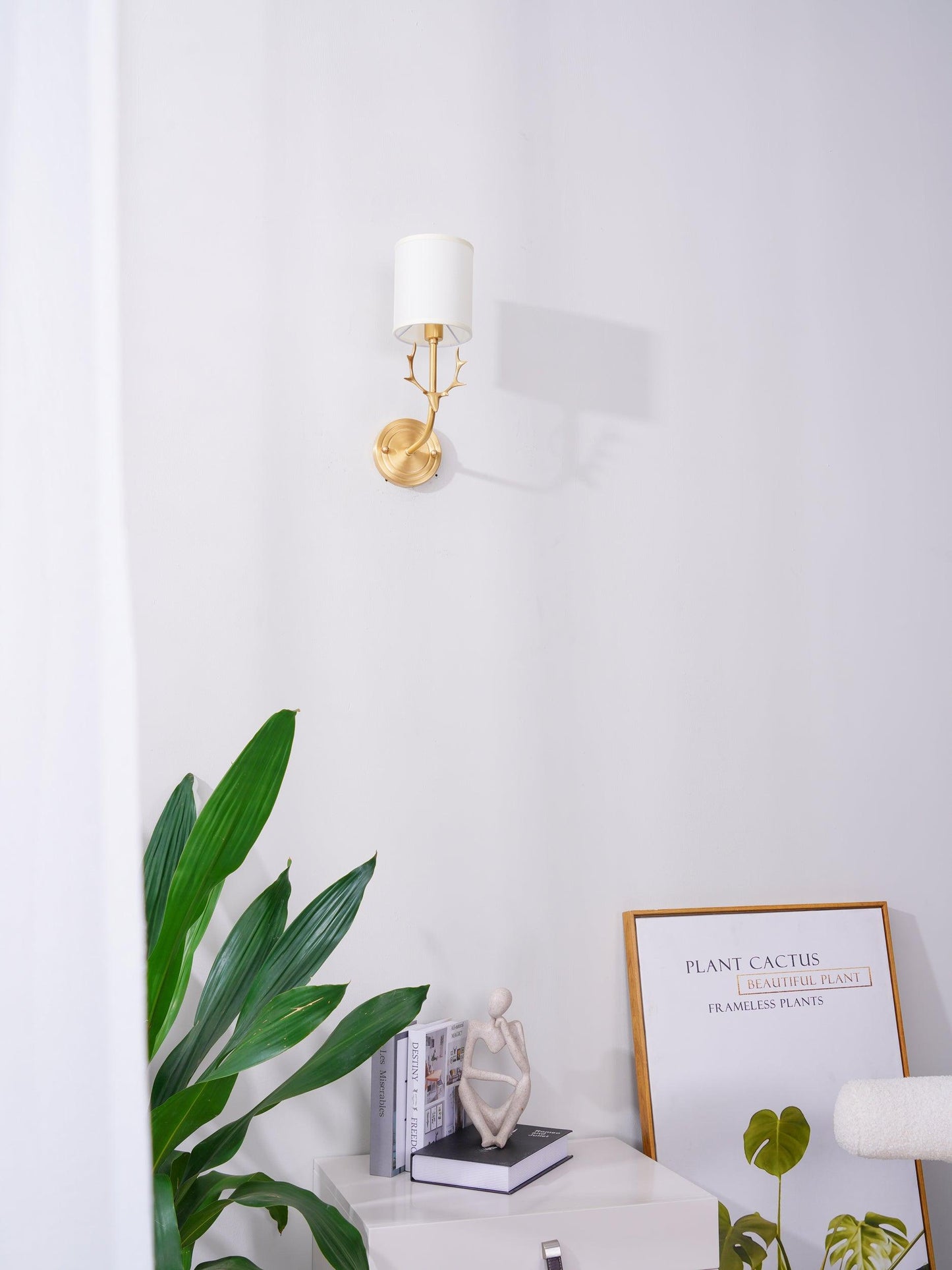 Deer Head Wall Light | Brass | Indoor Use