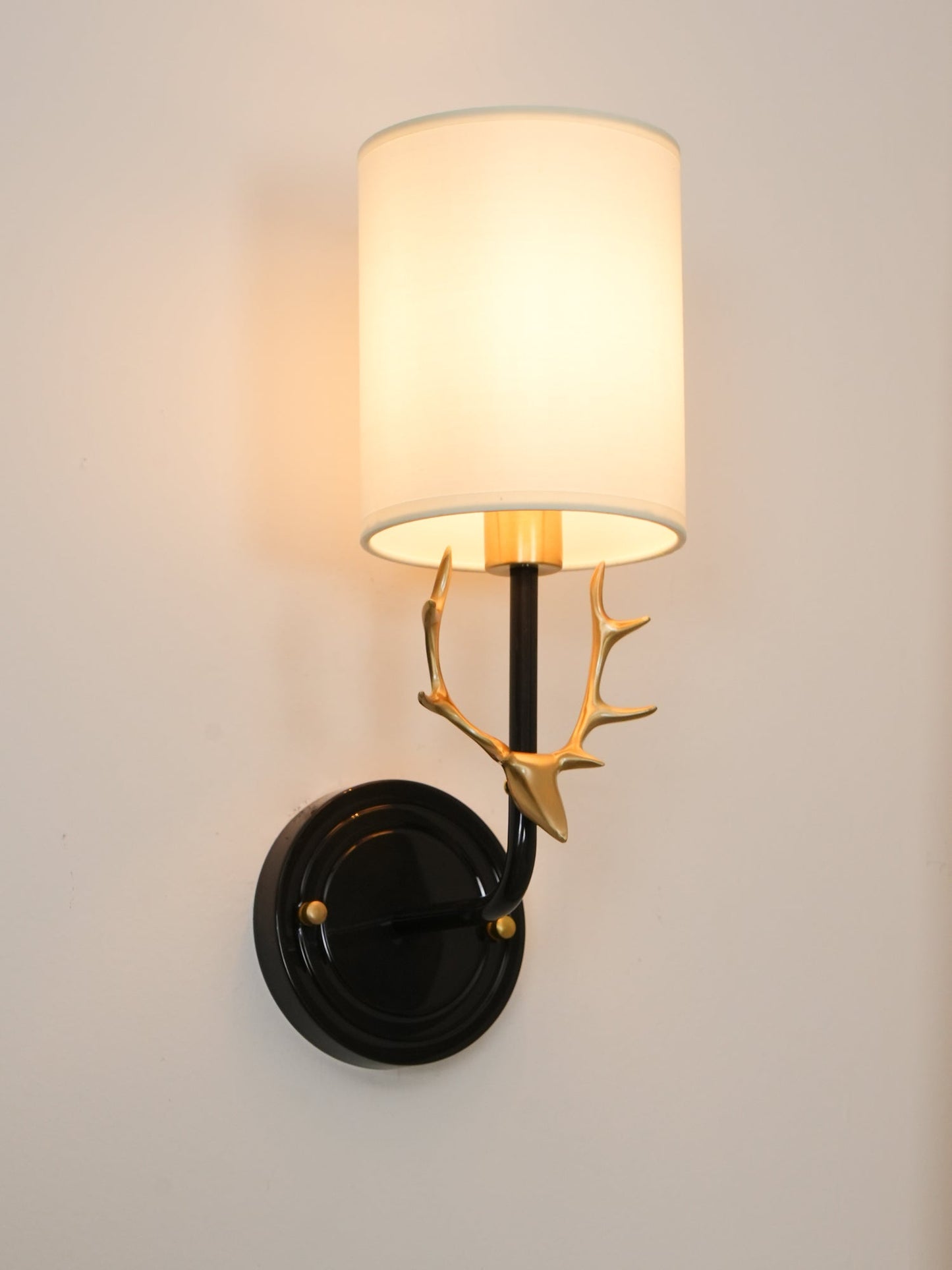 Deer Head Wall Light | Brass | Indoor Use