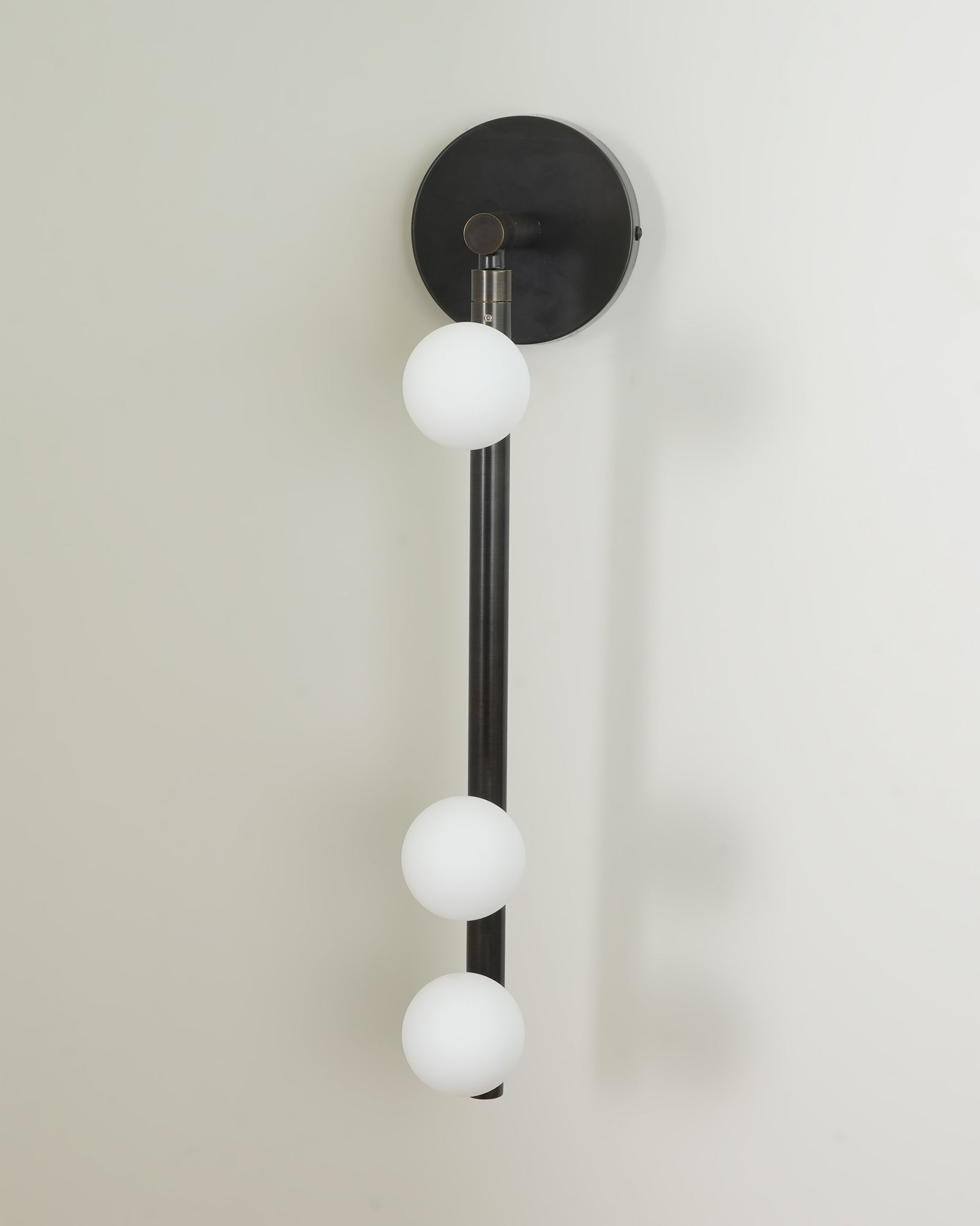 Brass Glass Tube Plug-in Wall Lamp | Brass & Glass | White
