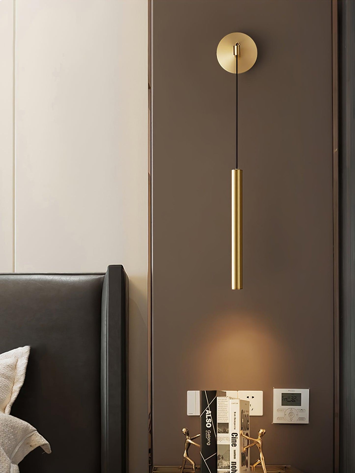 Brass Line Wall Light | Brass & Metal | Adjustable Dimming