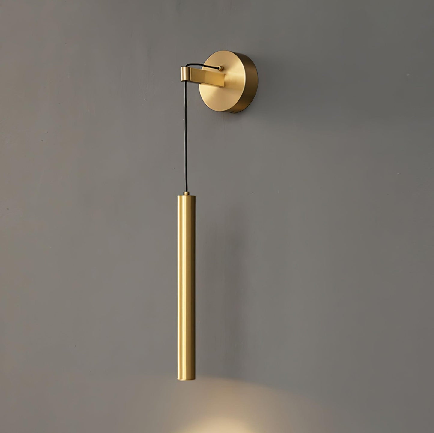 Brass Line Wall Light | Brass & Metal | Adjustable Dimming