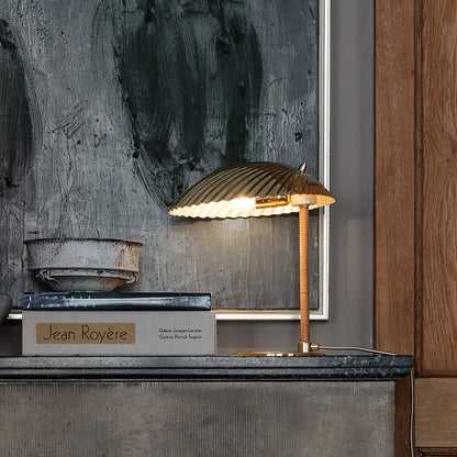 Brass Shell Table Lamp | Brass | Silver