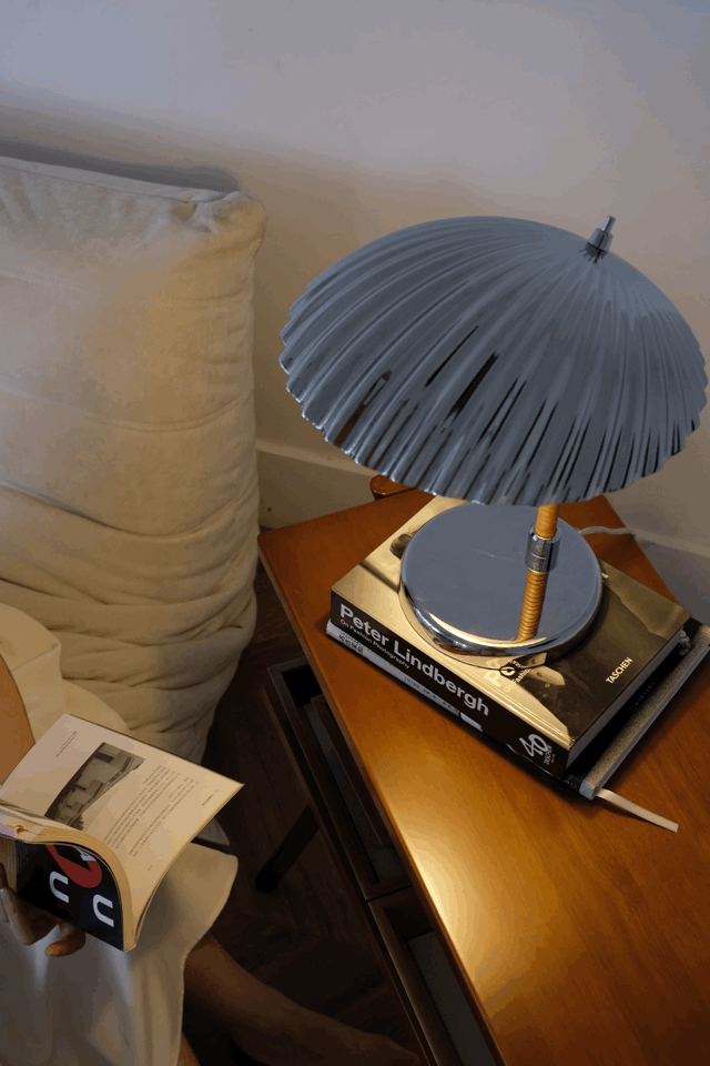 Brass Shell Table Lamp | Brass | Silver