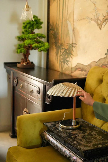 Brass Shell Table Lamp | Brass | Silver