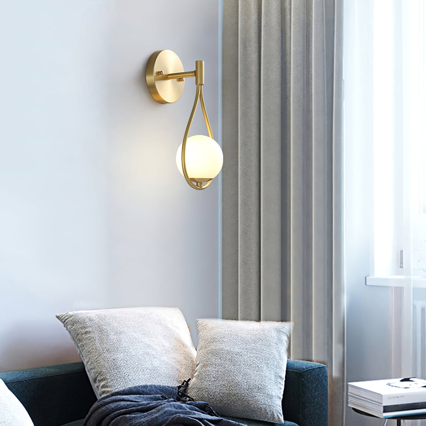Brass Wall Lamp Set | Vintage Industrial Design | Set of 2