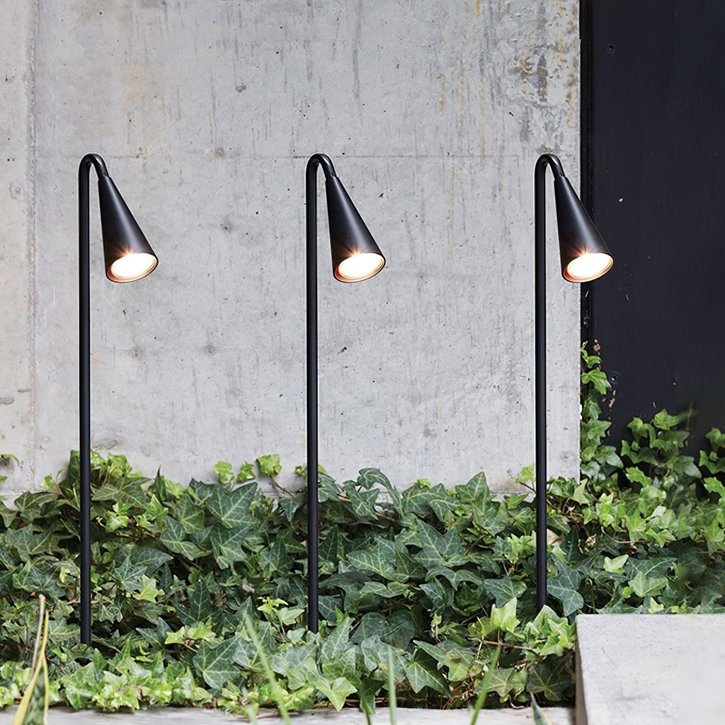 Bellflower Outdoor Floor Lamp | Aluminum | Black