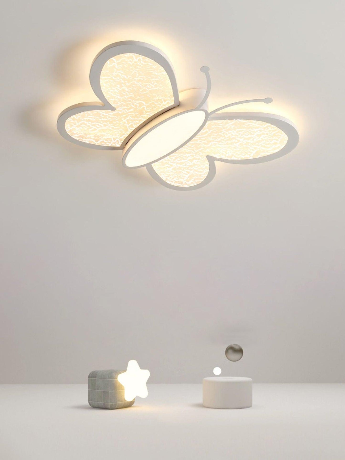 Butterfly Ceiling Lamp | LED | White or Pink