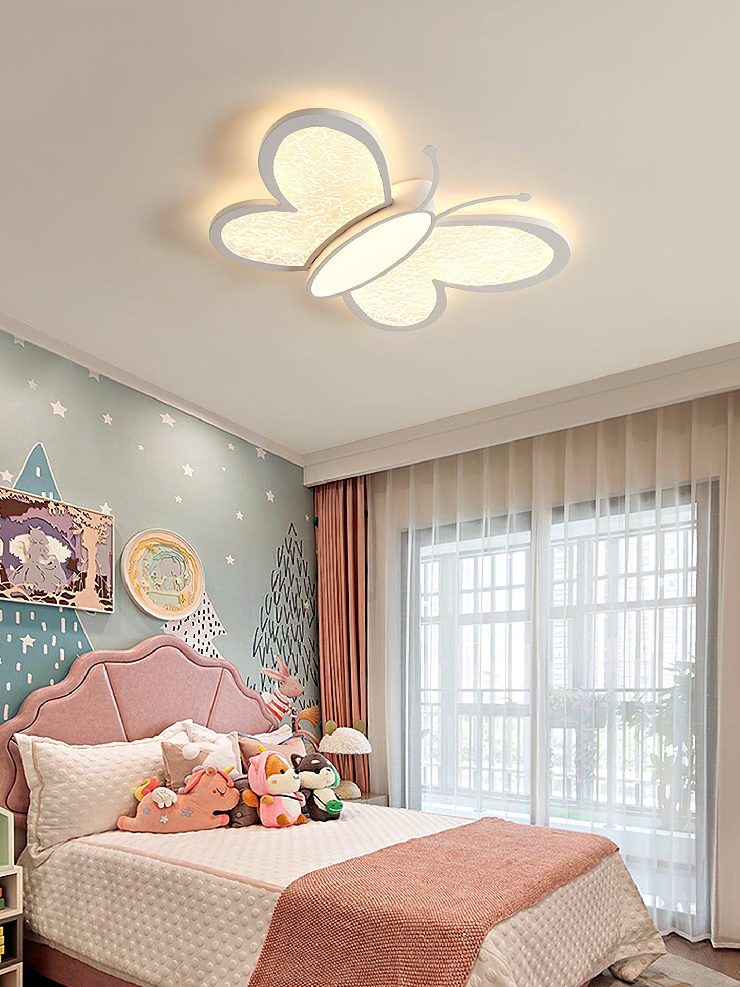 Butterfly Ceiling Lamp | LED | White or Pink