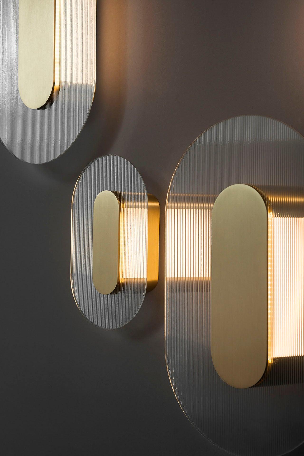 Button Wall Lamp | Brass Structure | Gold