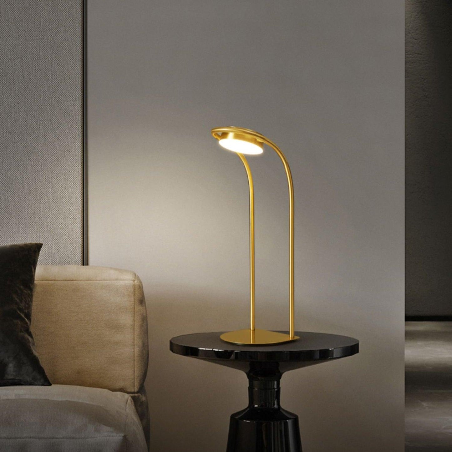 C Ball Table Lamp | Brass & Metal | Nordic Style