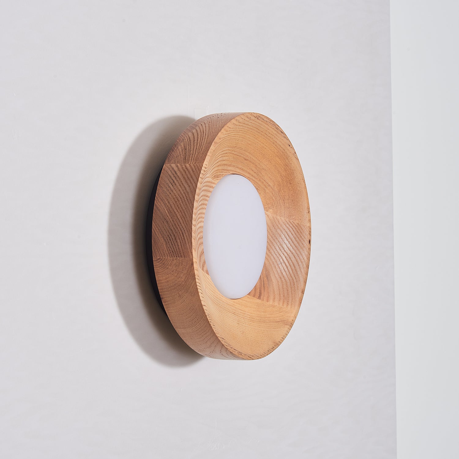 Caldera Wall Lamp | Wood & Acrylic | Walnut