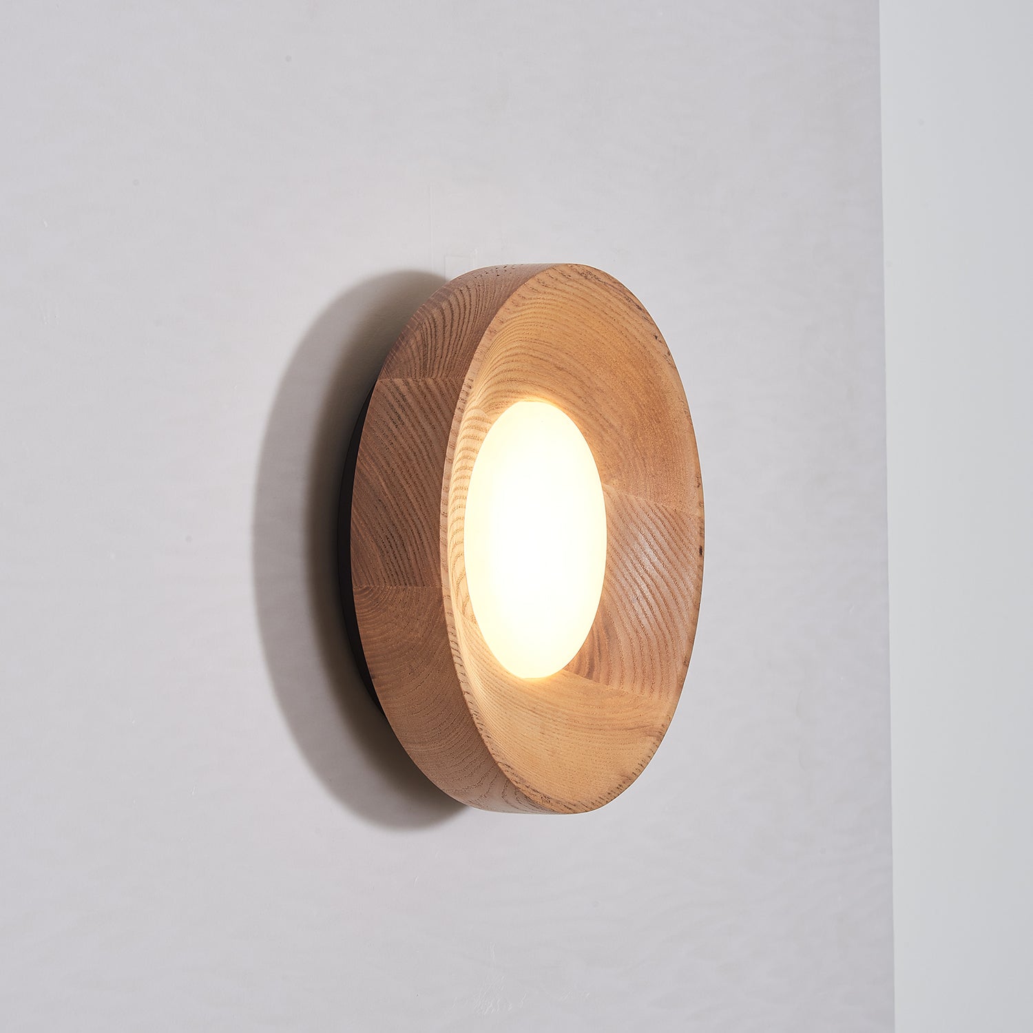 Caldera Wall Lamp | Wood & Acrylic | Walnut