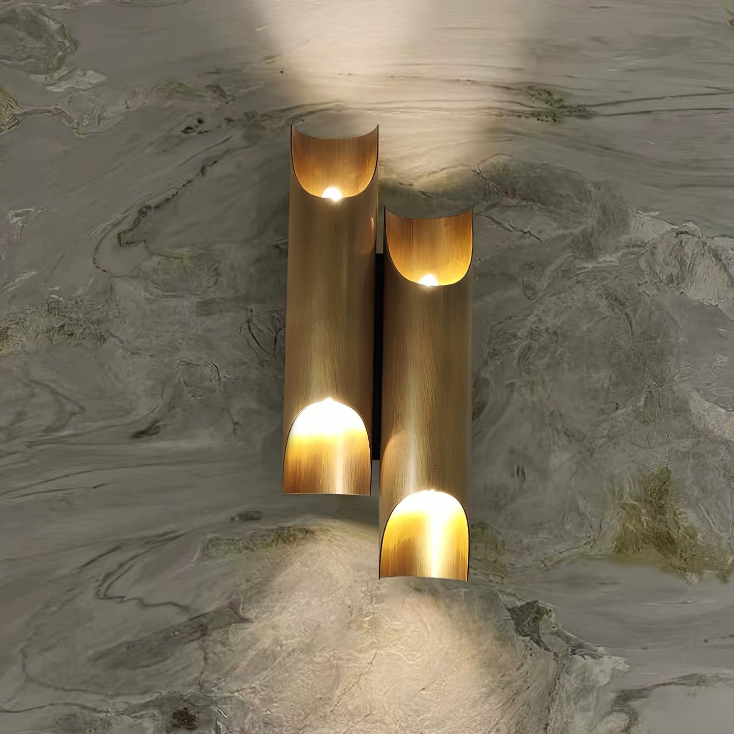 Callahan Brass Wall Lamp | Brass | Dual-tube design