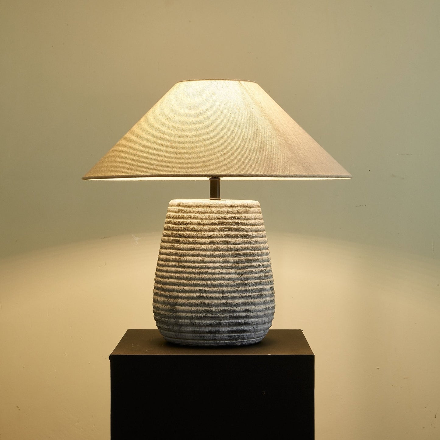 Callisto Table Lamp | Ceramic | Grey Shade