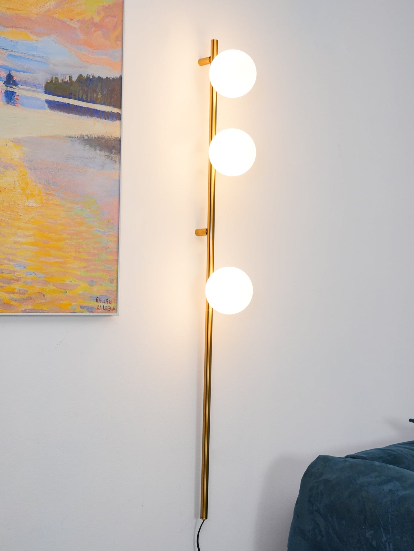 Candied Balls Wall Light | Metal & Glass | Gold/Black/White