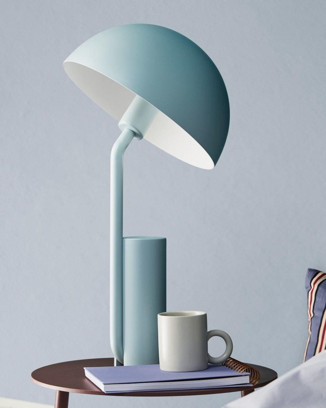 Cap Table Lamp | Metal | Adjustable Shade