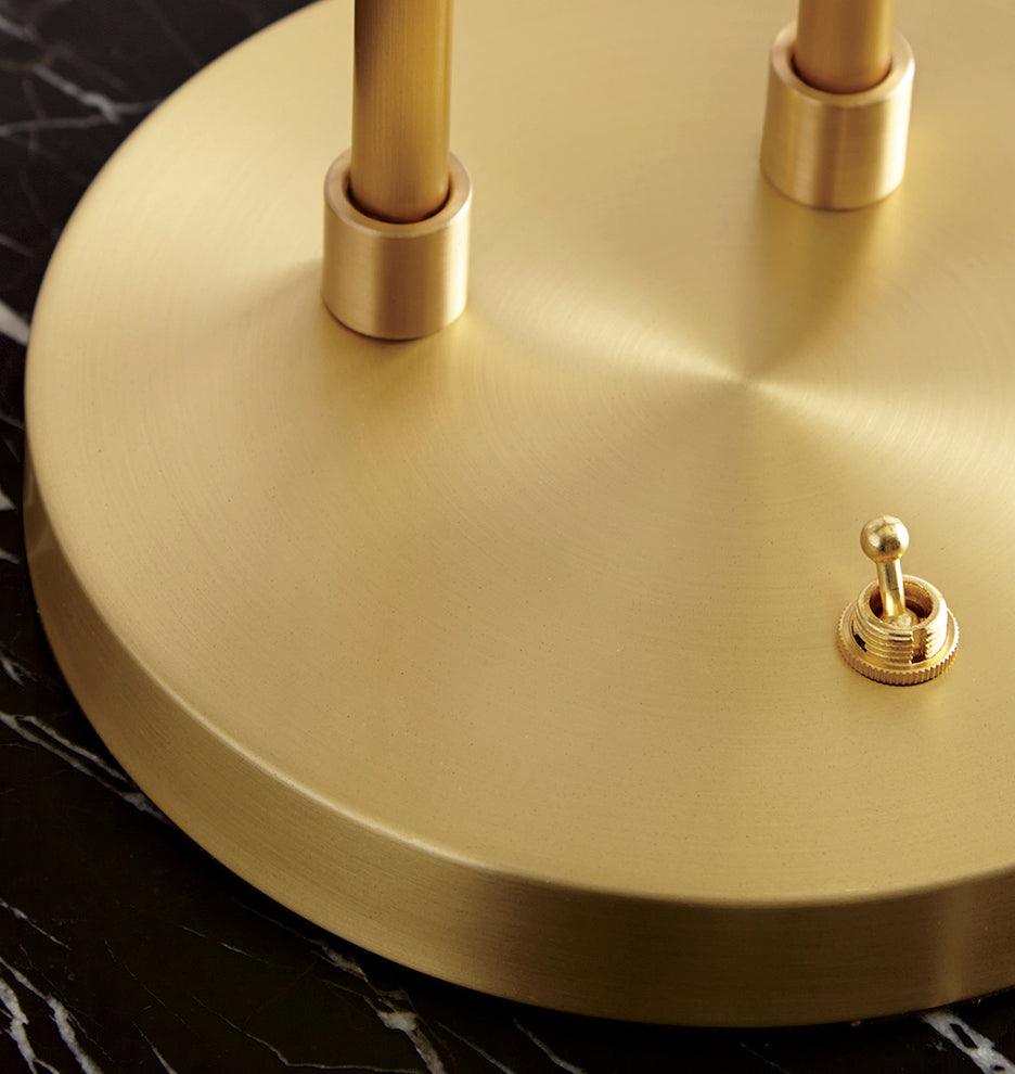 Cedar Moss Table Lamp | Brass & Glass | 21"