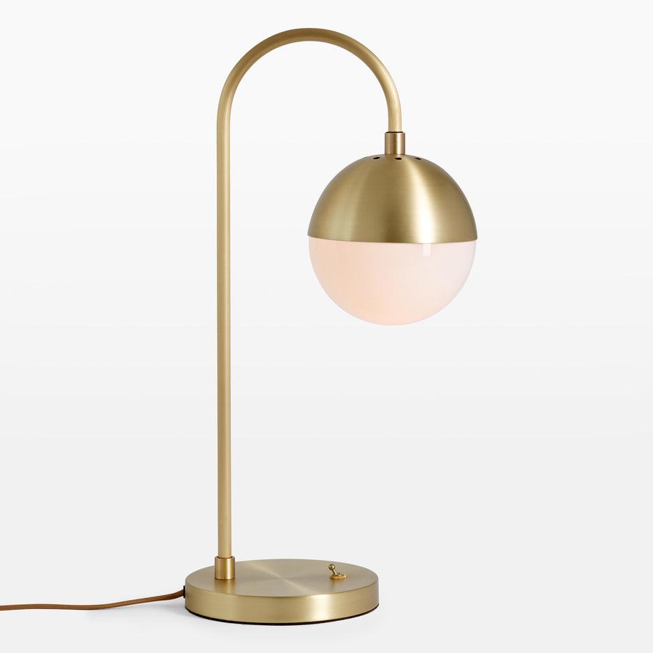 Cedar Moss Table Lamp | Brass & Glass | 21"