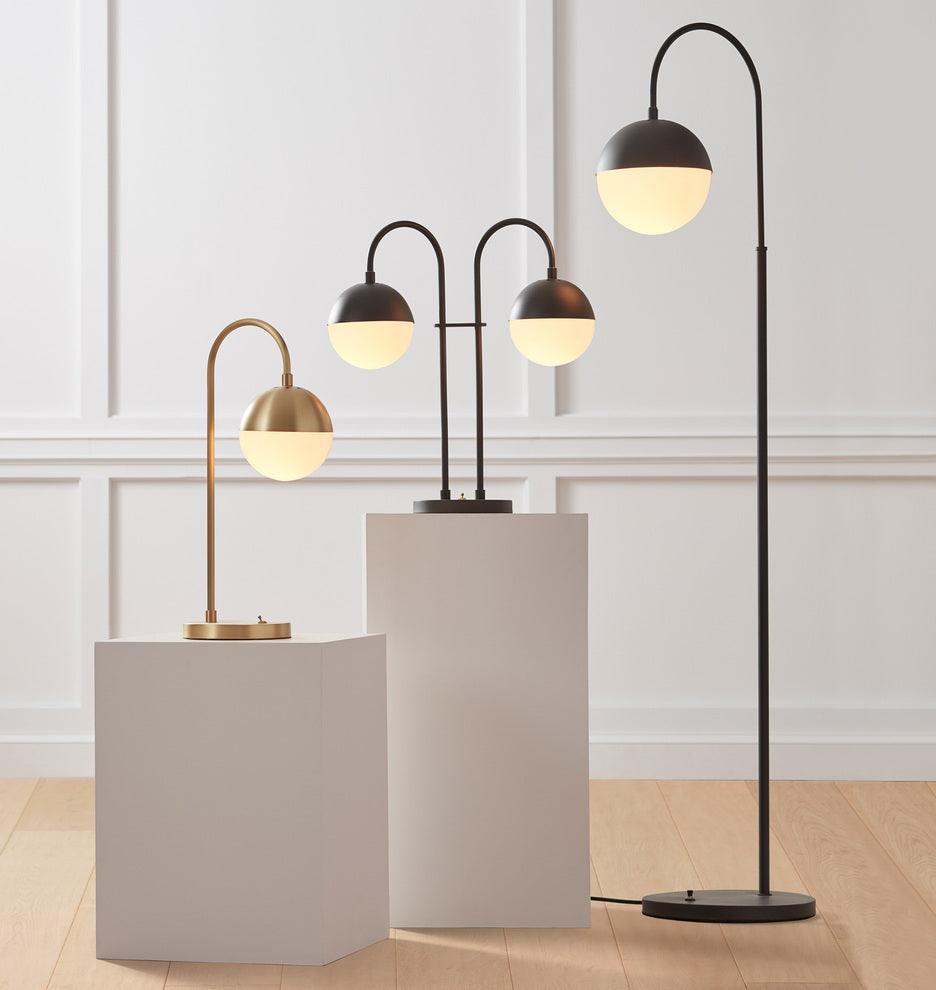 Cedar Moss Table Lamp | Brass & Glass | 21"