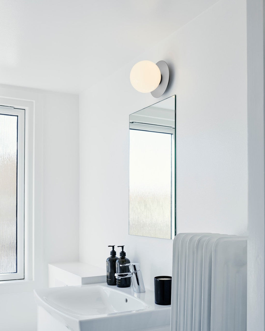 Celeste Wall Lamp | Metal, Brass, Glass | Black, White, Clear