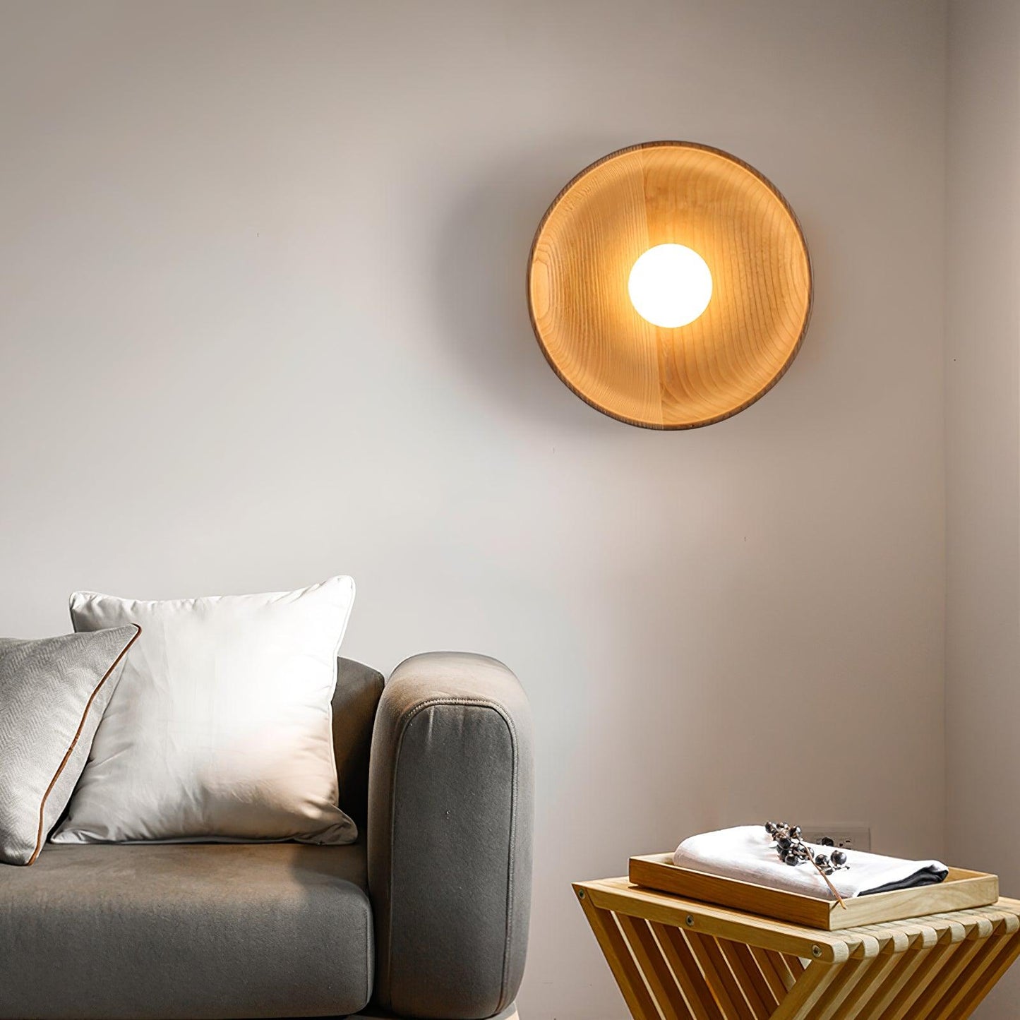 Centric Wall Lamp | Wood & Glass | Walnut