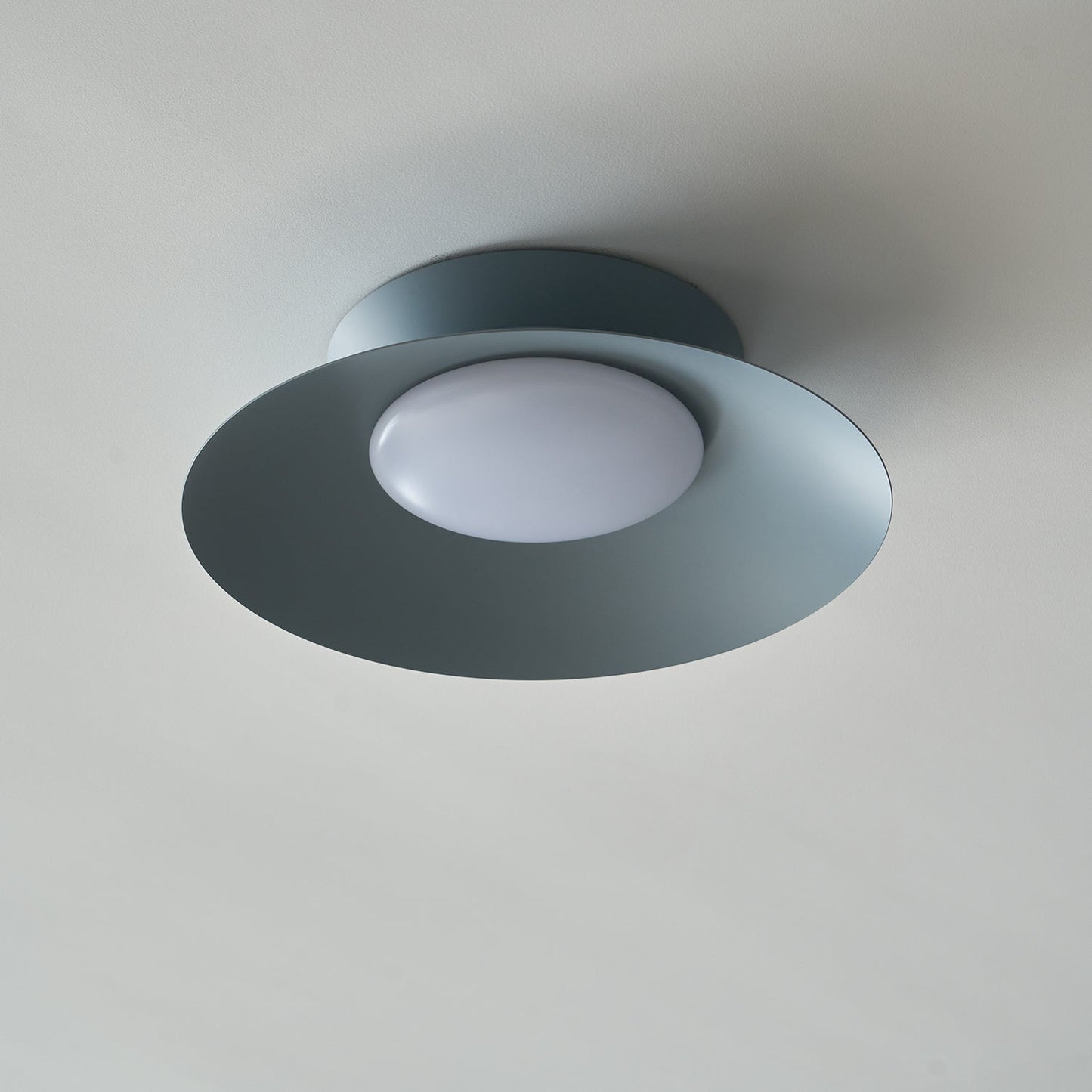 Cetra Ceiling Light | Aluminum/Acrylic | White