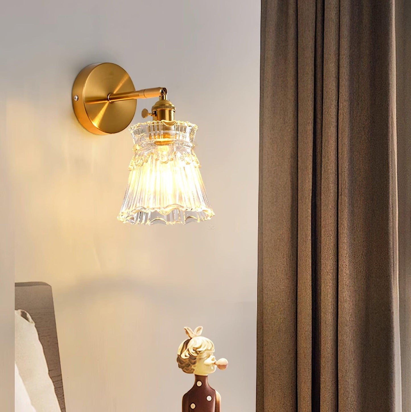 Chaika Wall Lamp | Glass & Brass | Clear