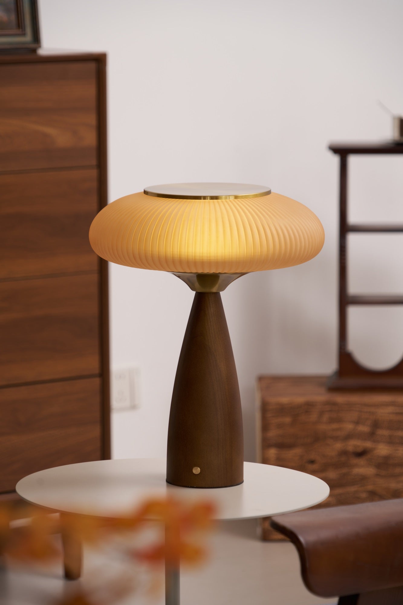 Cielo Table Lamp | Wooden & Glass | Amber Shade