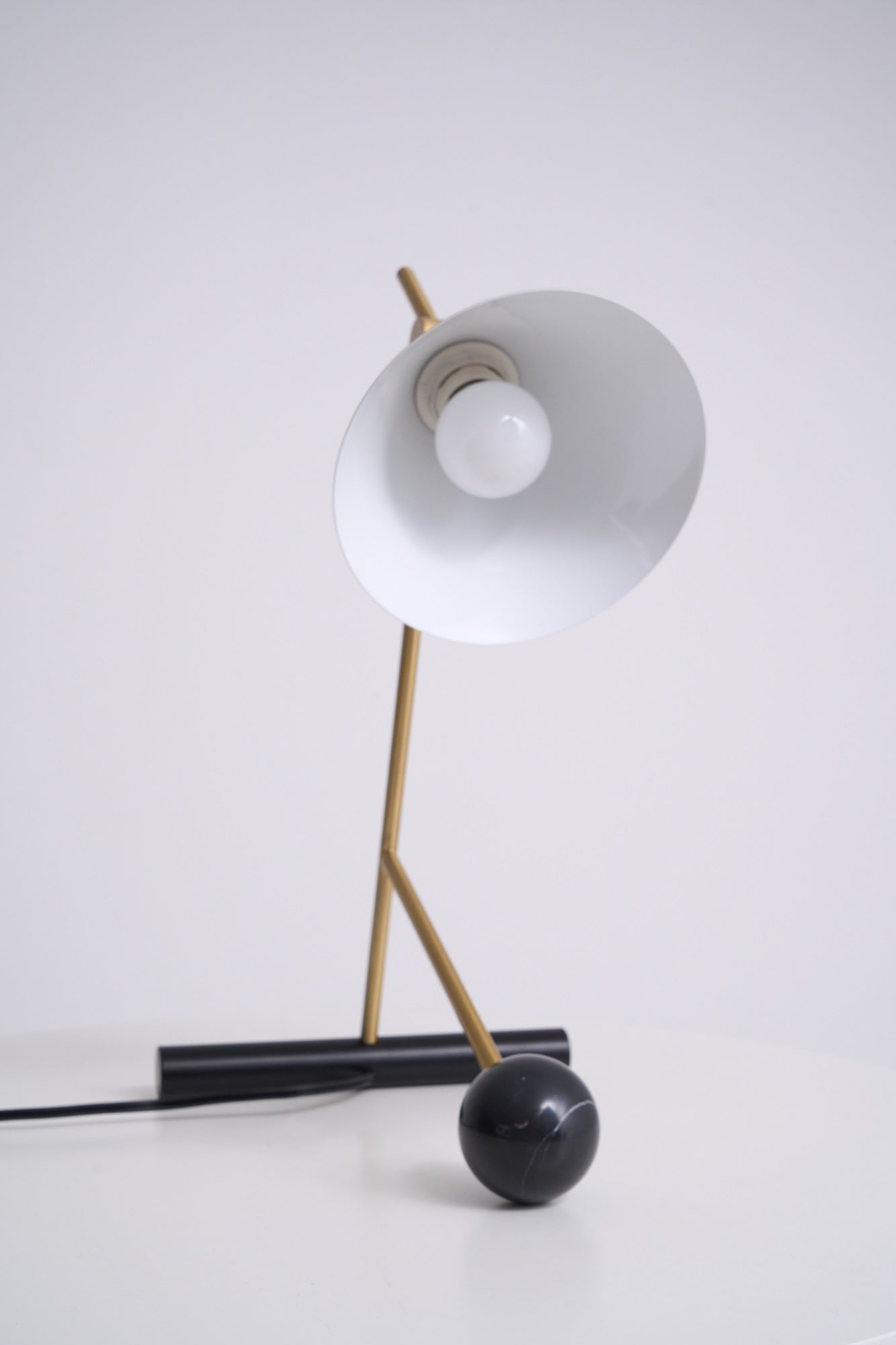 Cleo Table Lamp | Iron & Marble | Gold, Black, White