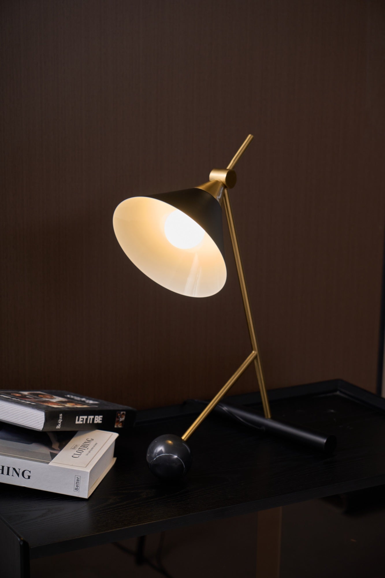 Cleo Table Lamp | Iron & Marble | Gold, Black, White