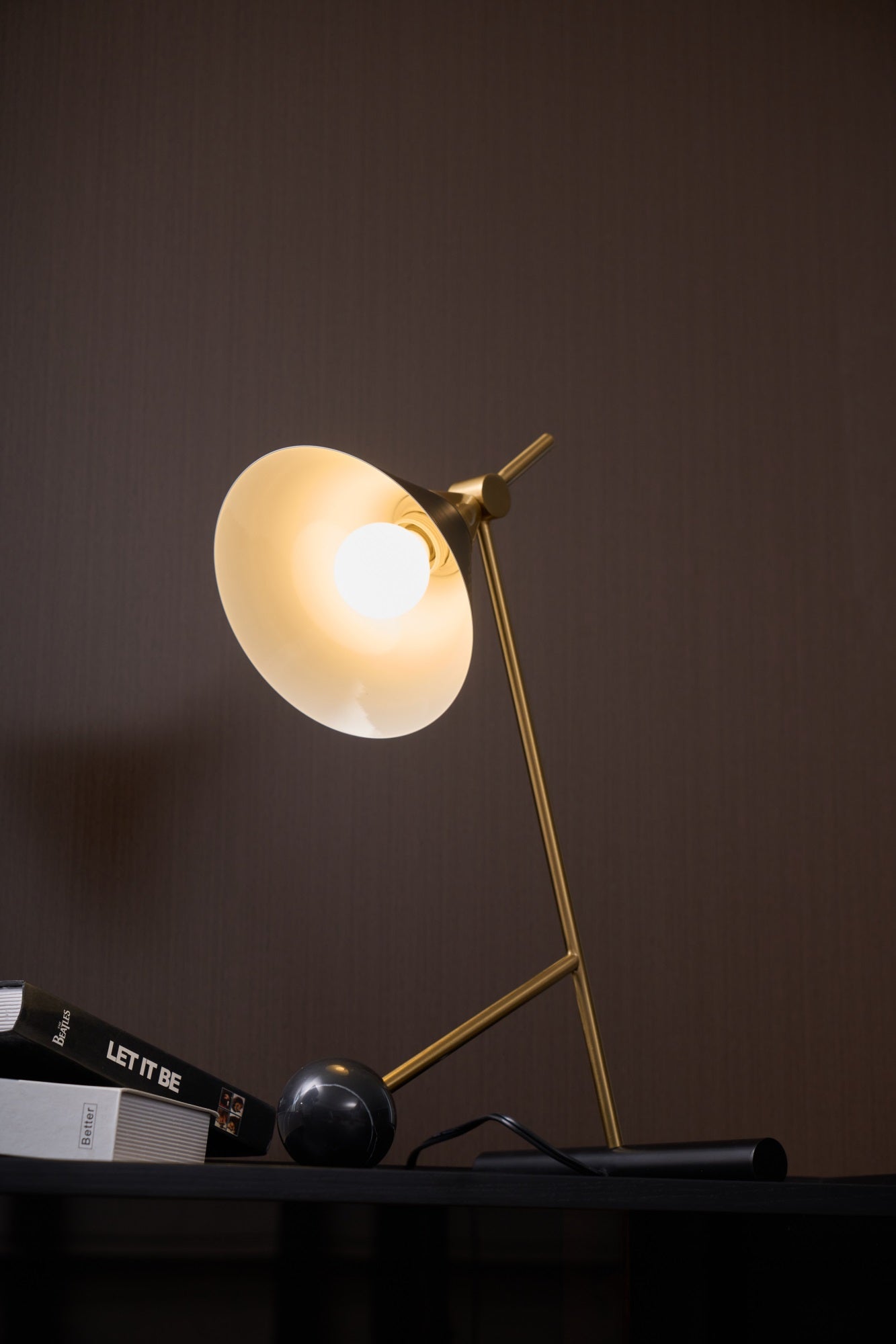 Cleo Table Lamp | Iron & Marble | Gold, Black, White