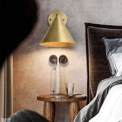 Conica Wall Light | Brass | Matte Finish