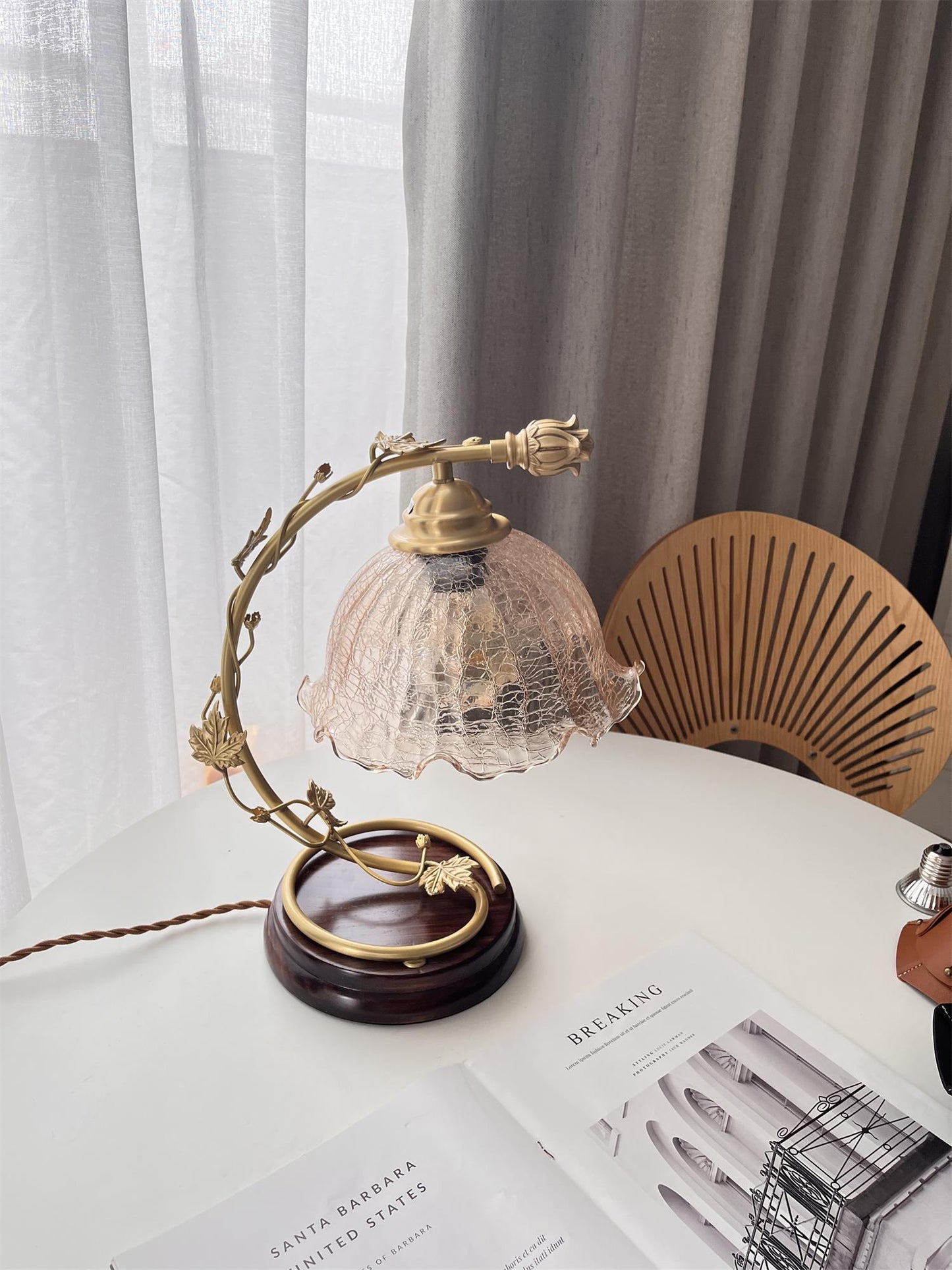 Cracked Glass Brass Table Lamp | Glass, Brass, Ash Wood | Brown