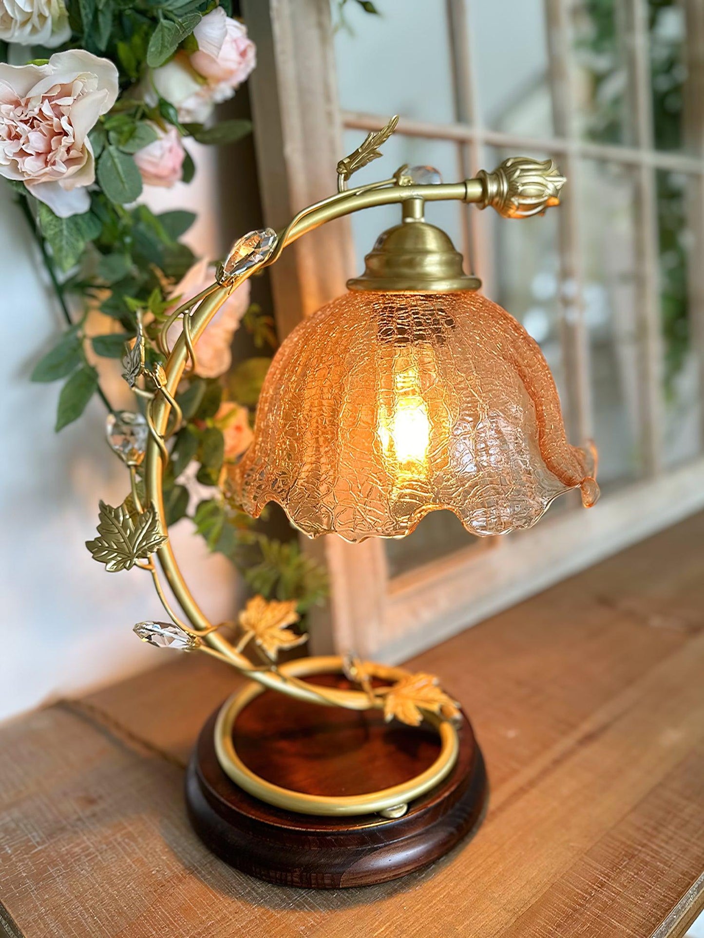 Cracked Glass Brass Table Lamp | Glass, Brass, Ash Wood | Brown