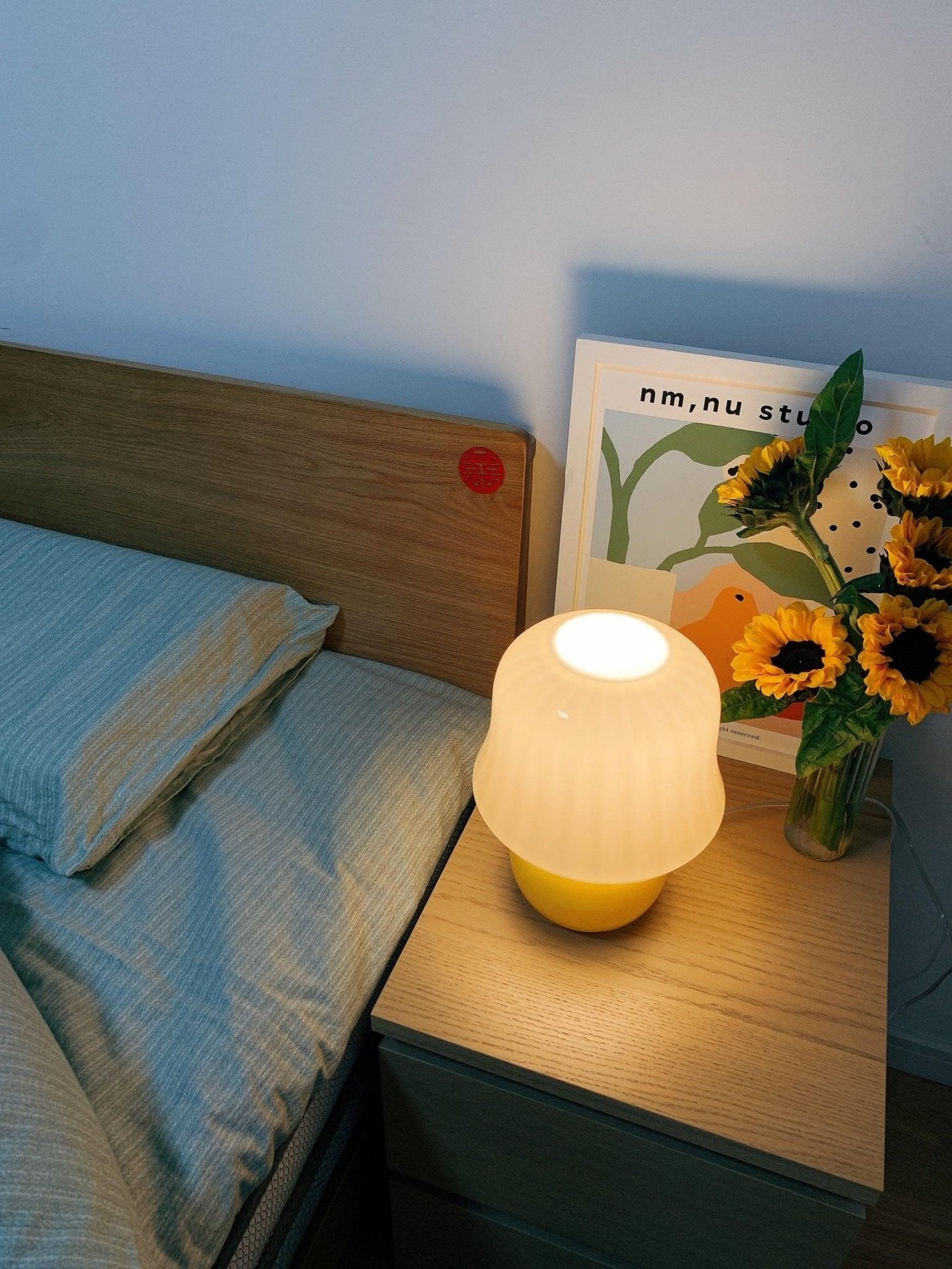 Mushroom Table Lamp | Enamel Glass | Creamy Yellow