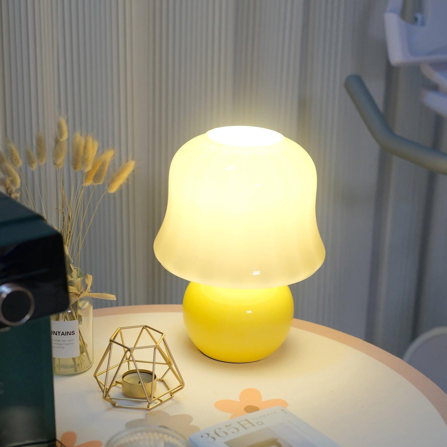 Mushroom Table Lamp | Enamel Glass | Creamy Yellow