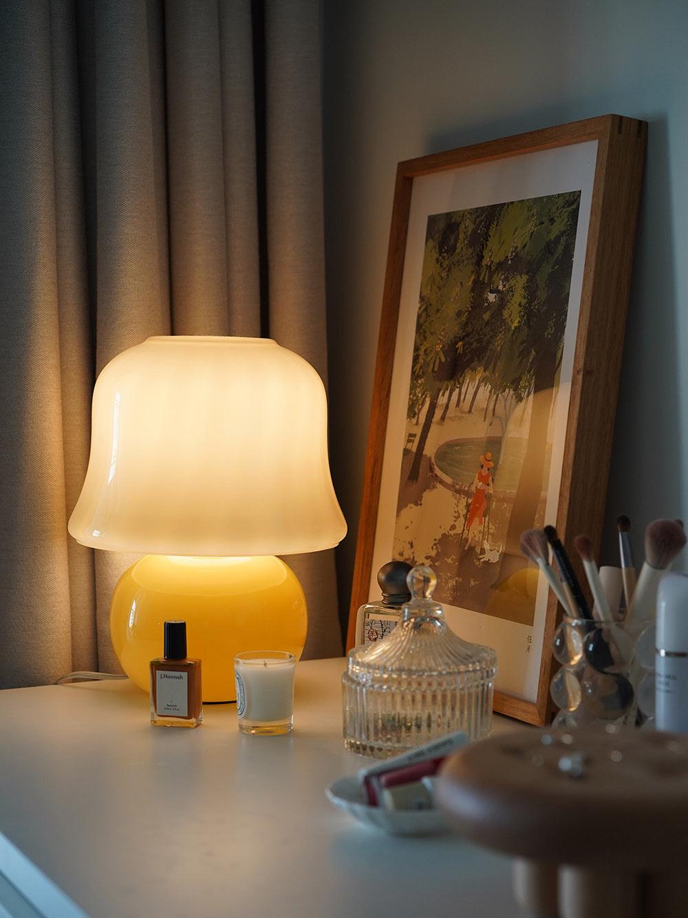 Mushroom Table Lamp | Enamel Glass | Creamy Yellow