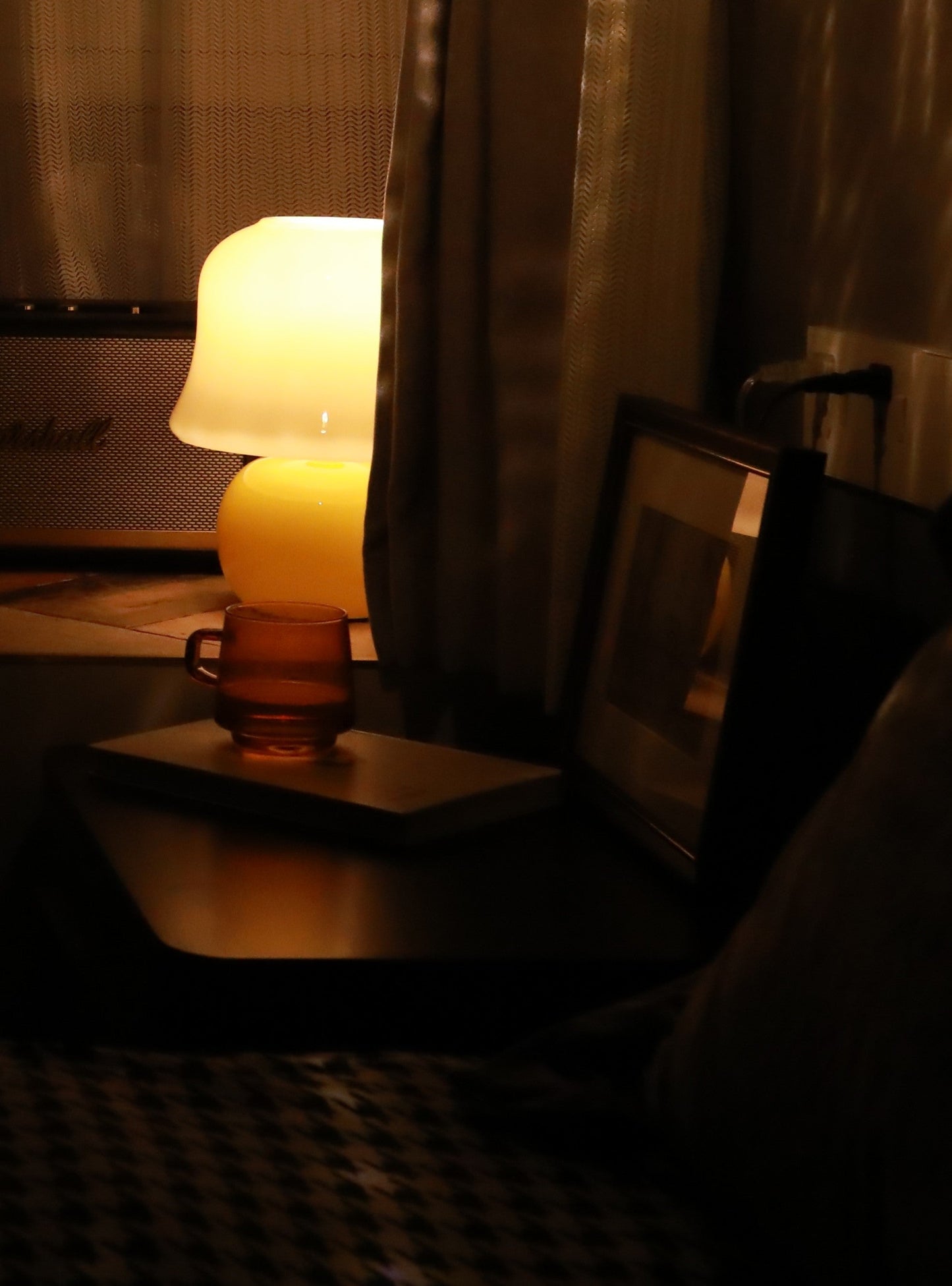 Mushroom Table Lamp | Enamel Glass | Creamy Yellow